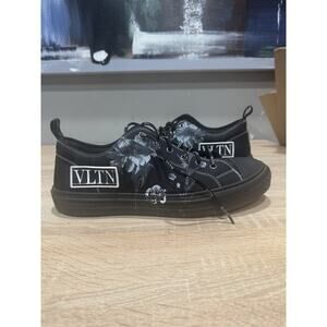 Size 11 - Valentino Garavani Giggies “Flowersity”Size (44)